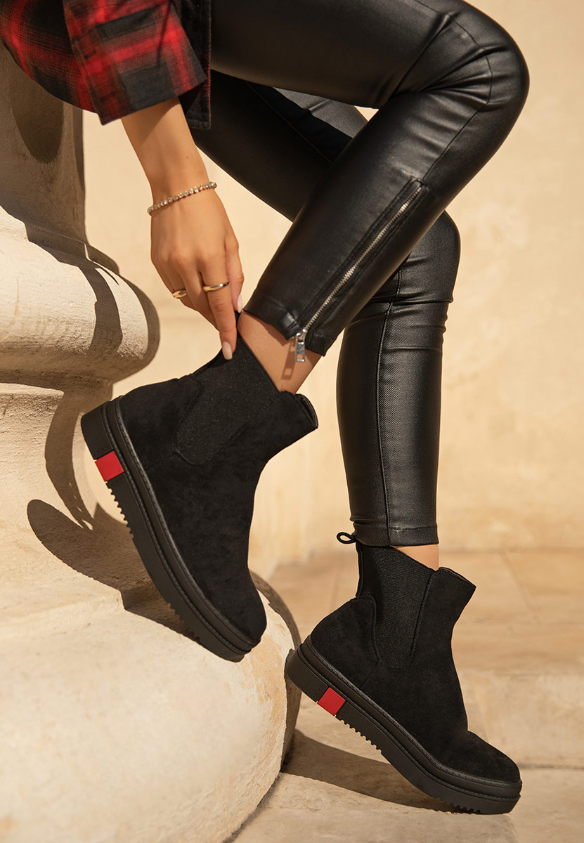 Černé dámské kotníková obuv Samera