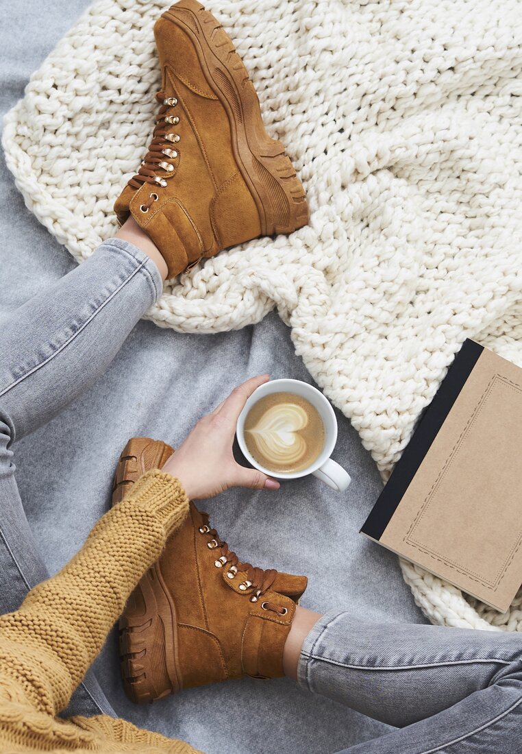 Camelové kotníkové boty Onisa