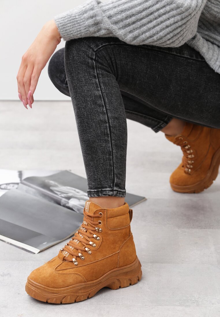 Camelové kotníkové boty Onisa