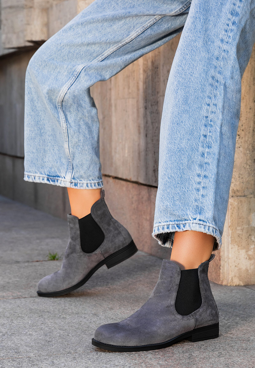 Šedé dámské chelsea boty Zelmira