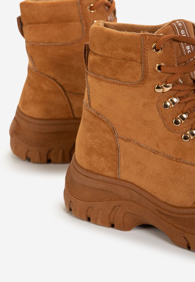 Camelové kotníkové boty Onisa