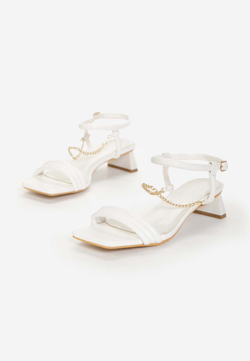 Bílé sandály na podpatku Ellenne