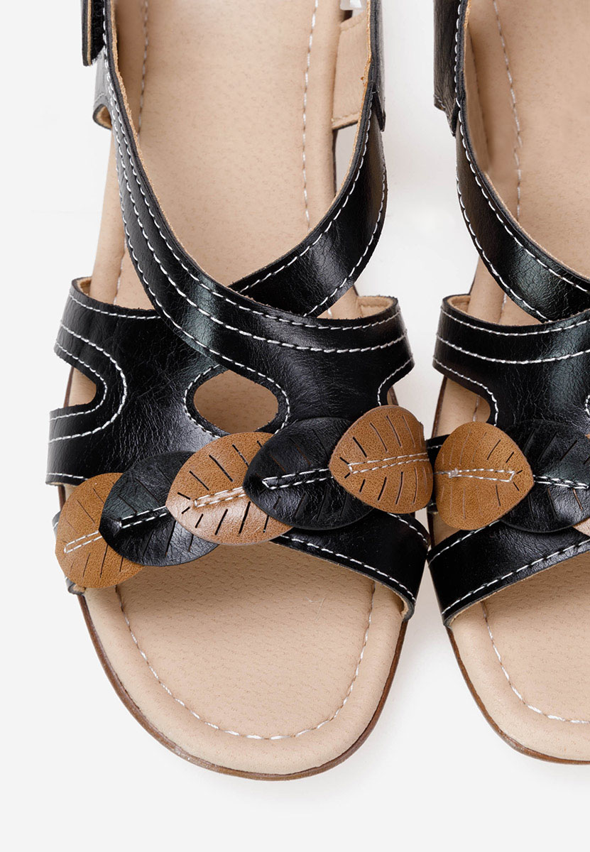 Černé sandály na klínku Meliana