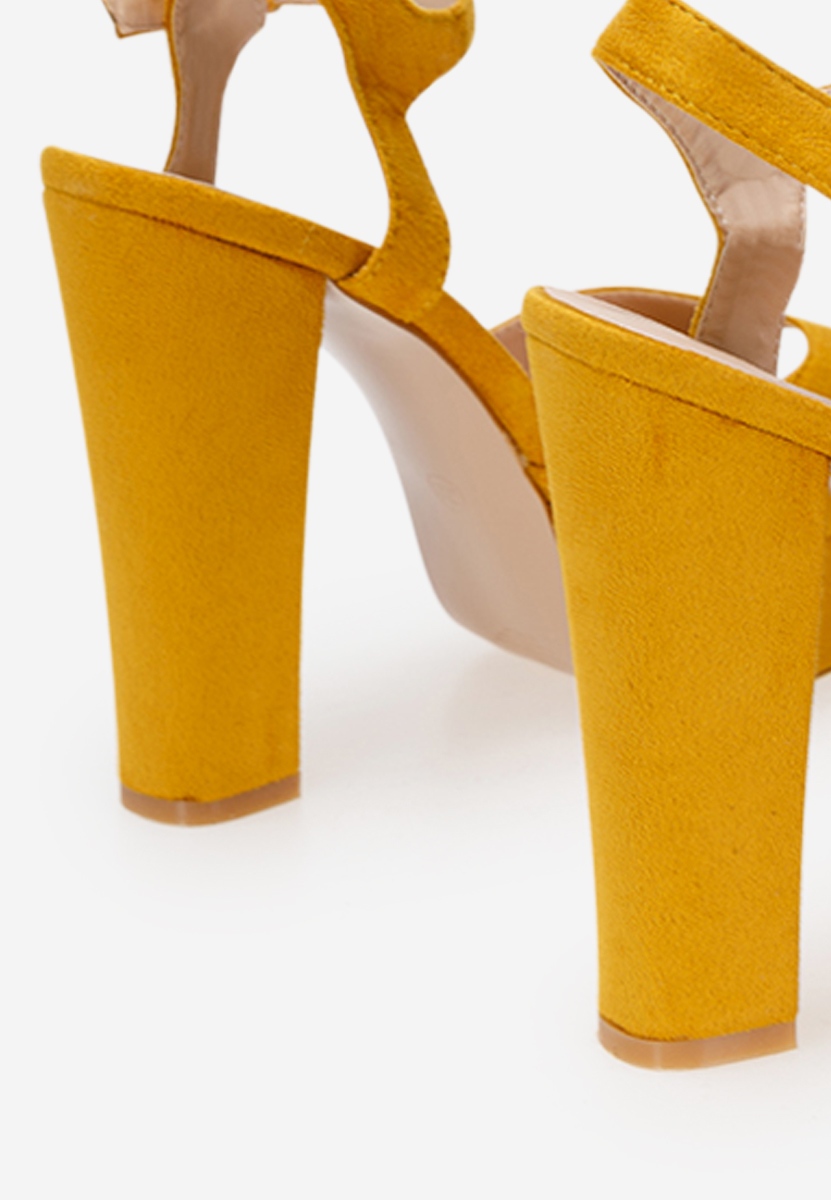 Žlutá sandály na podpatku Anadia