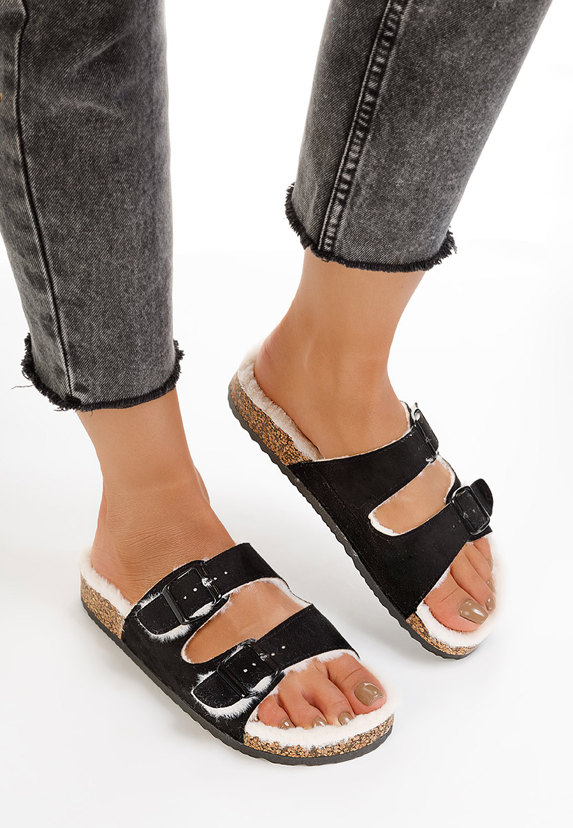 černé domácí pantofle Testa