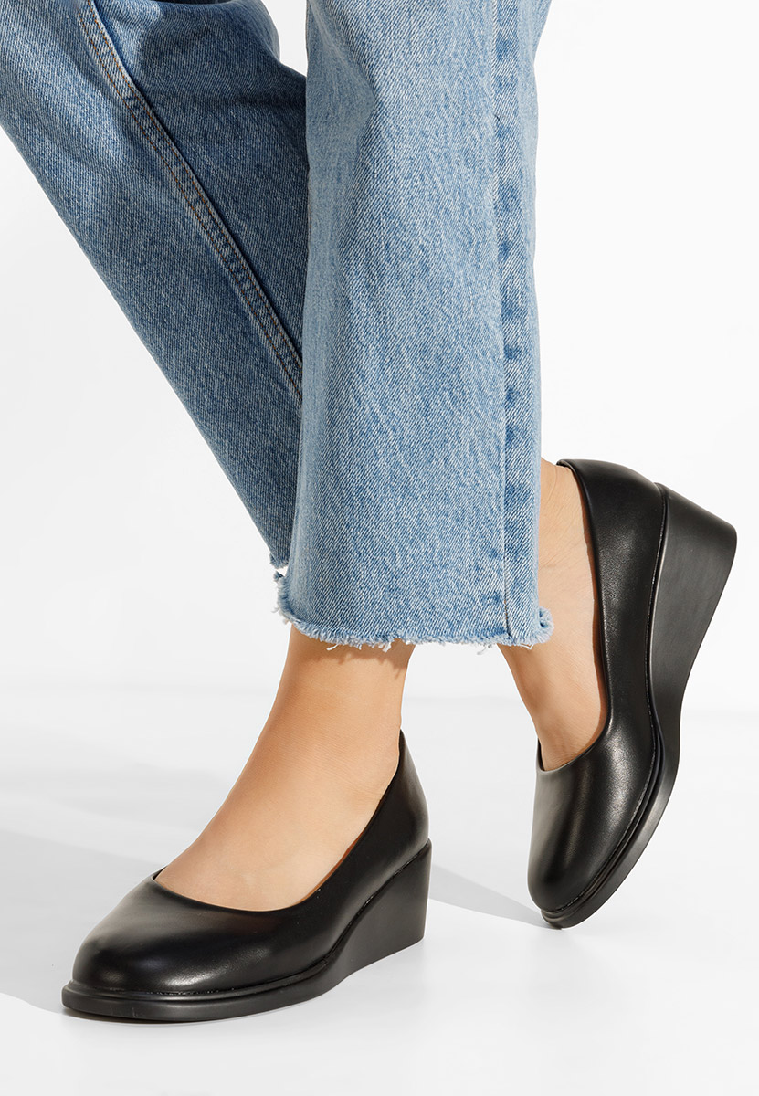 Černé lodičky na klínku Granada