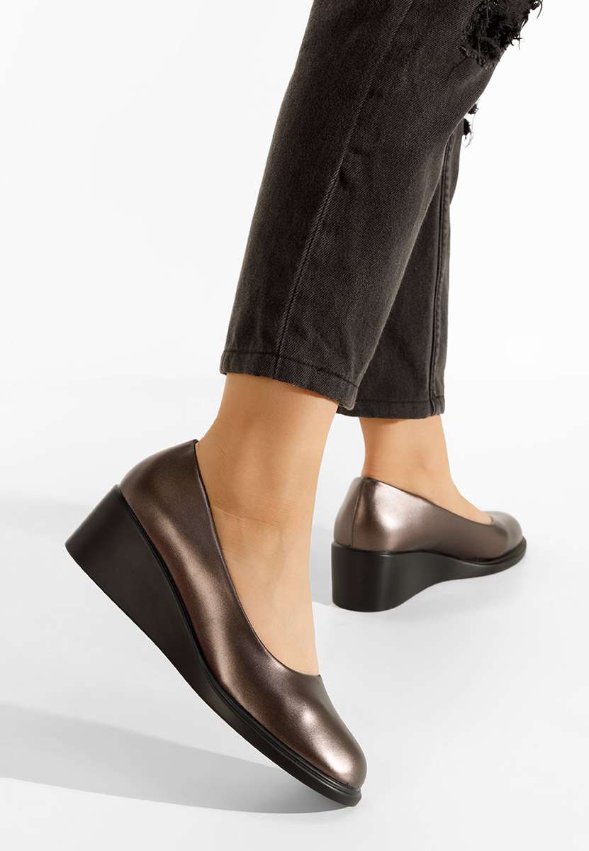 Stribrné lodičky na klínku Granada