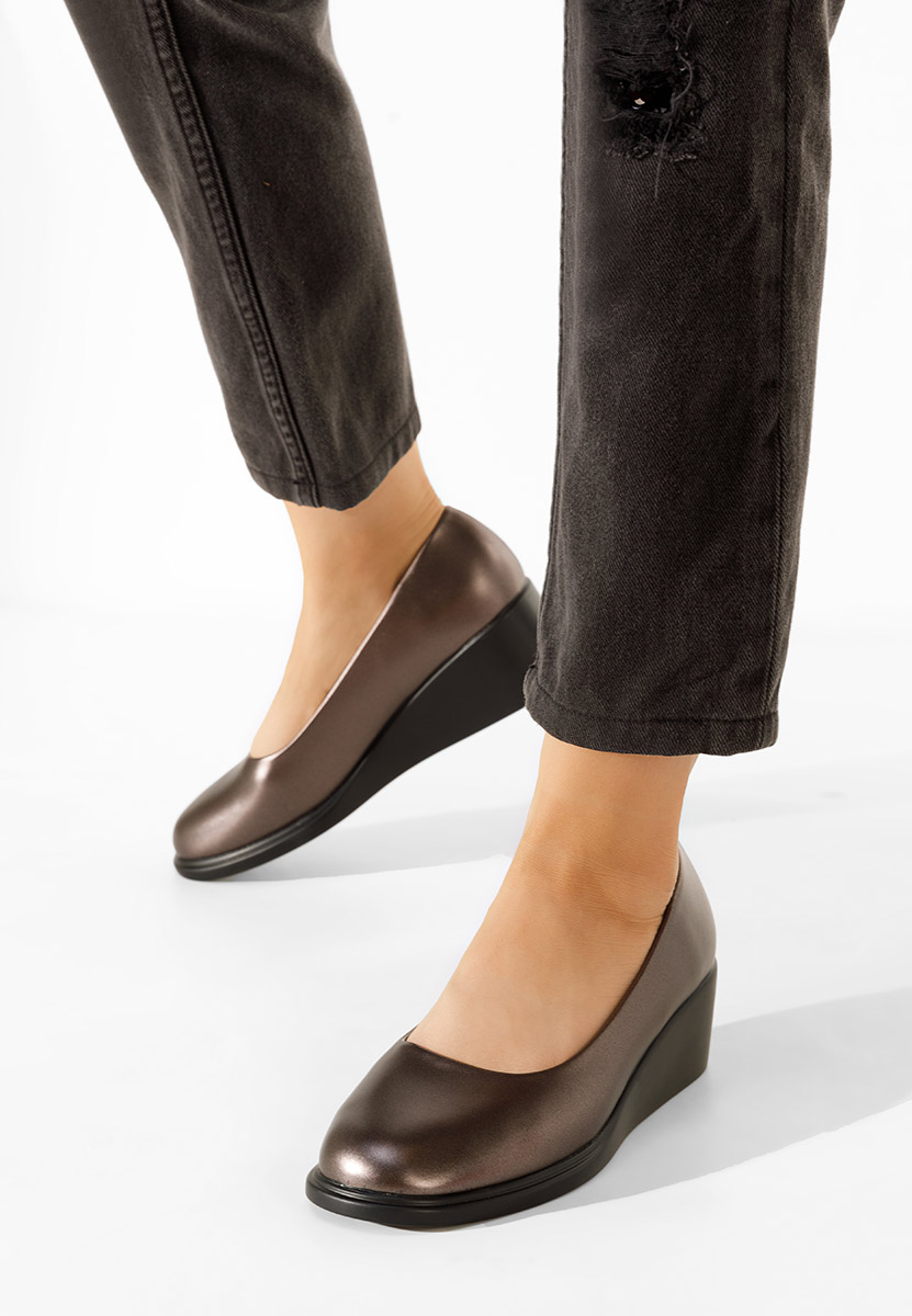 Stribrné lodičky na klínku Granada