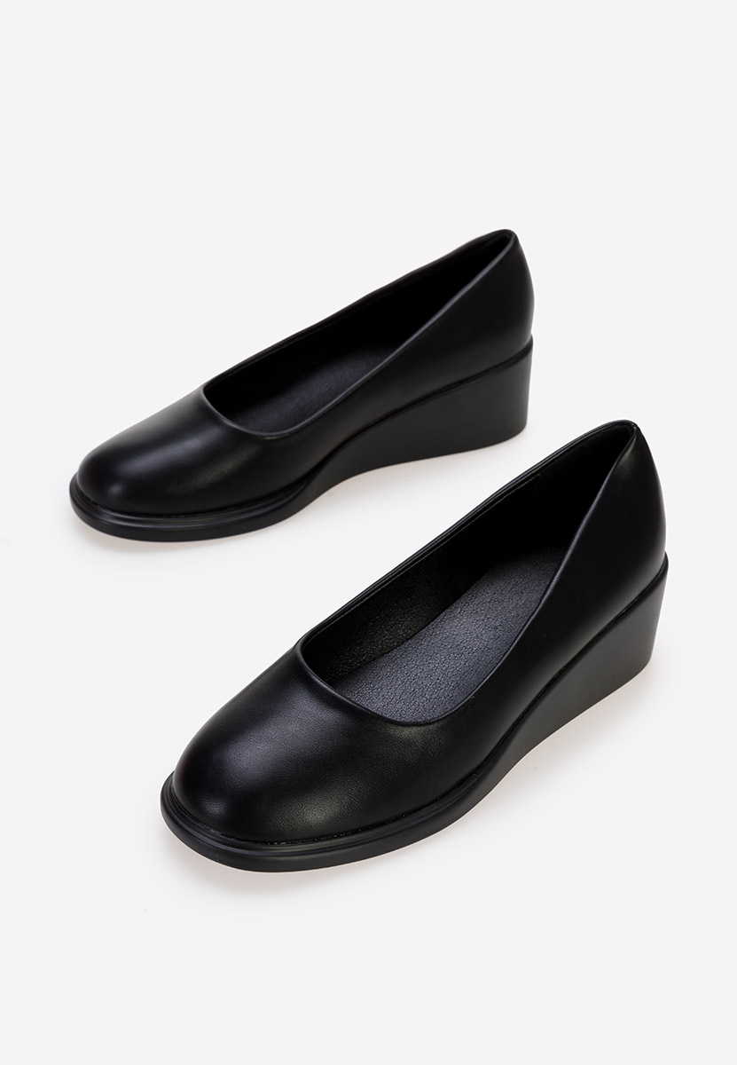 Černé lodičky na klínku Granada