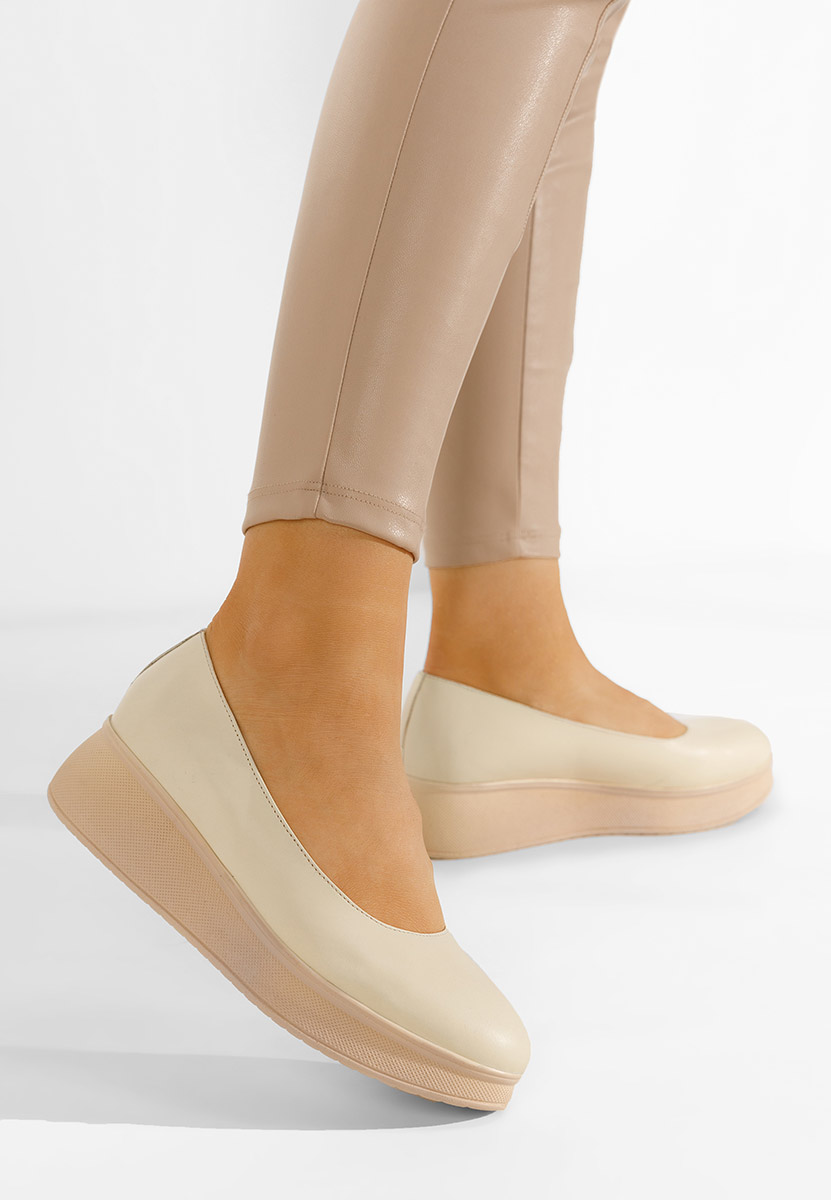 Béžové lodičky na platformě Cantoria