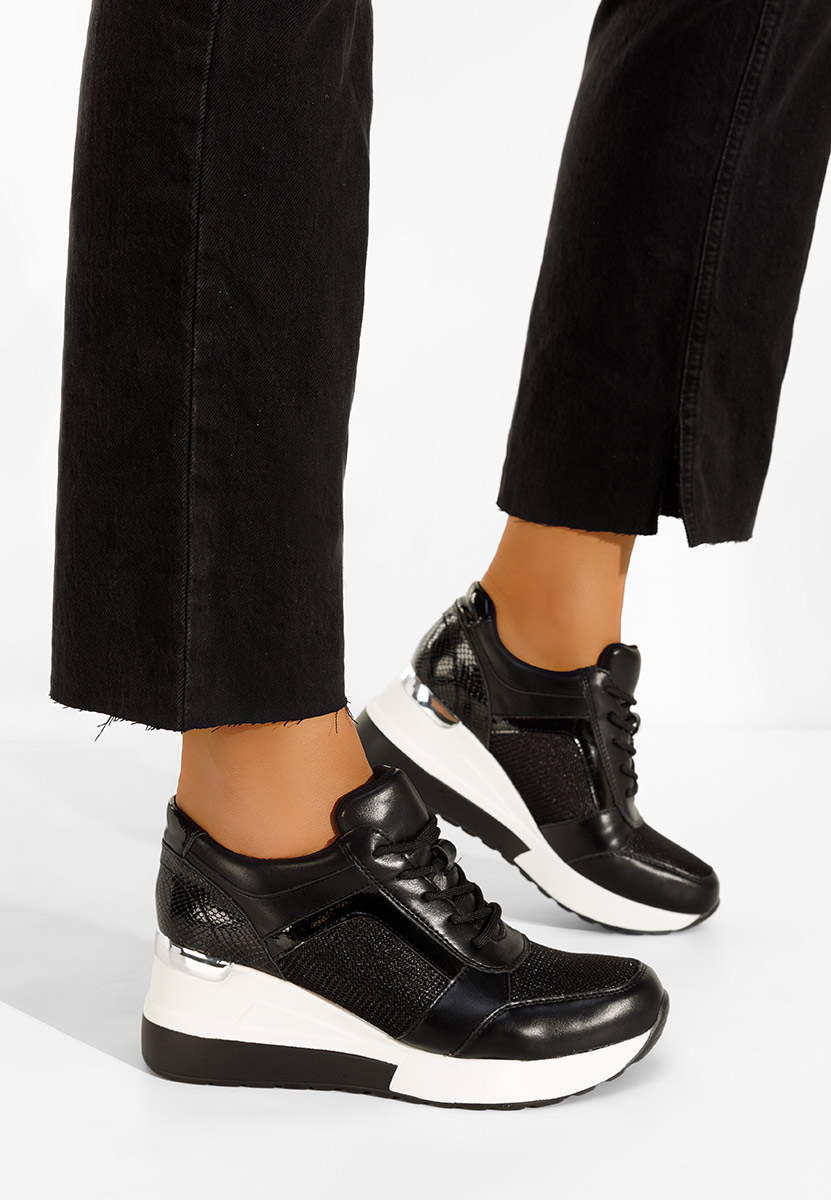 Černé dámské tenisky na klínku Venista V2