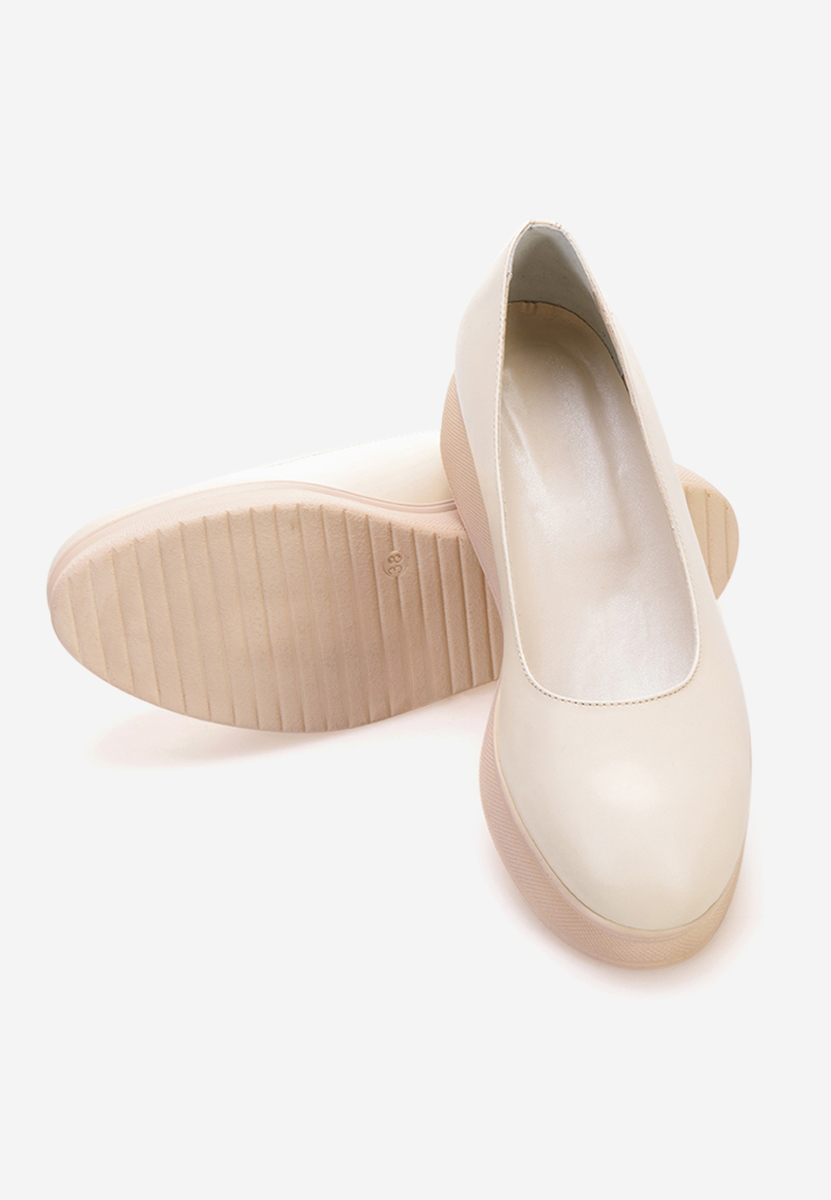 Béžové lodičky na platformě Cantoria