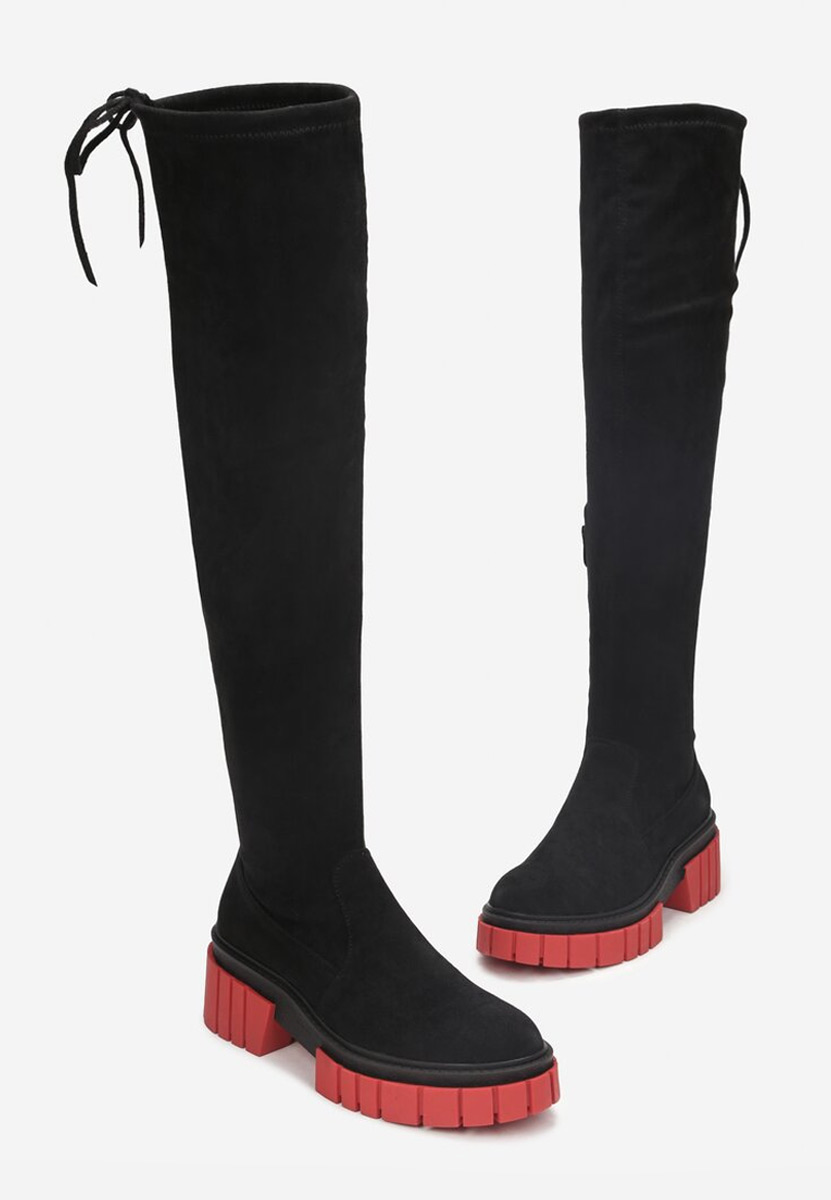 Černé vysoké kozačky na plochém podpatku Dolaria V2