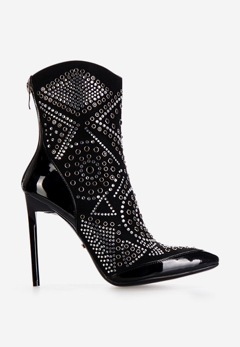 Černé kotníkové boty na podpatku Massa