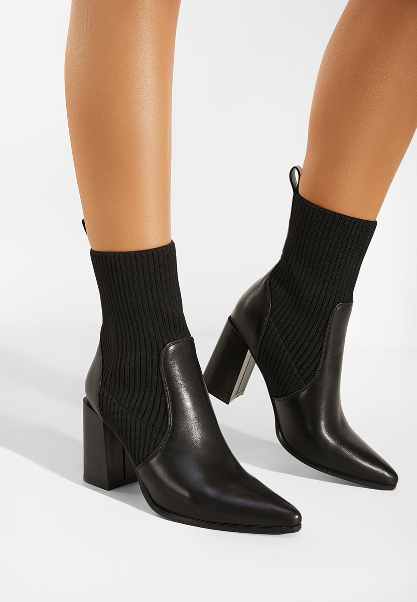 Černé kotníkové boty na podpatku Vinuele