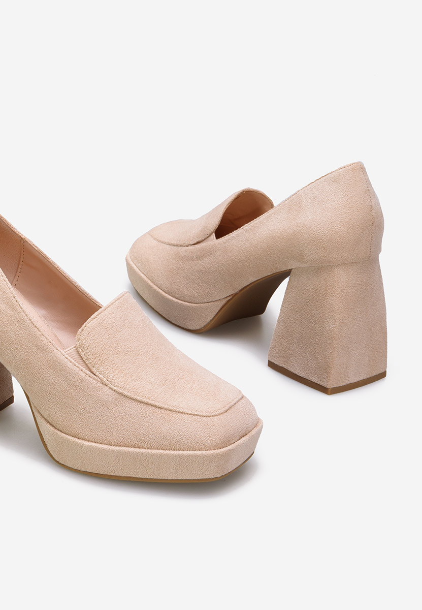 Béžové lodičky na hrubém podpatku Hoya