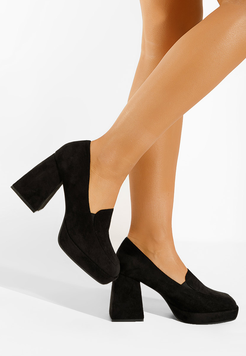 Černé lodičky na hrubém podpatku Hoya