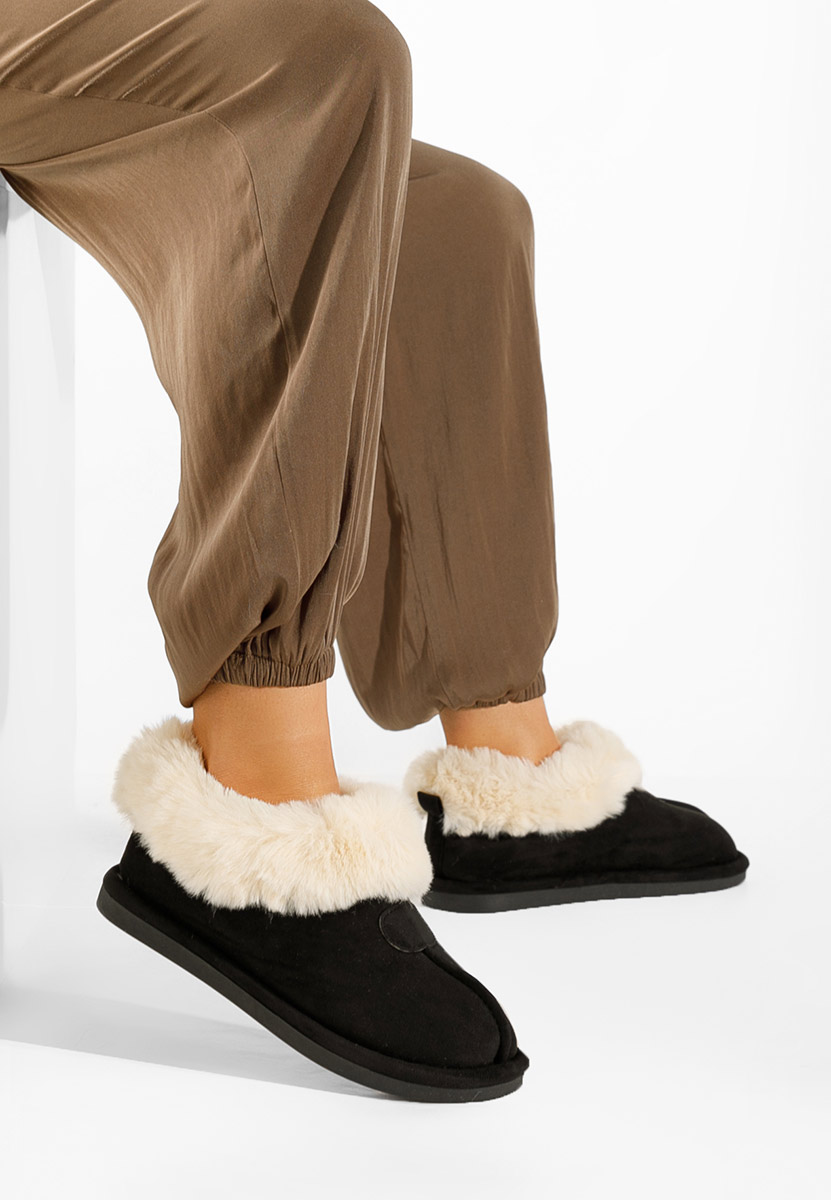 Černé domácí pantofle Olaria