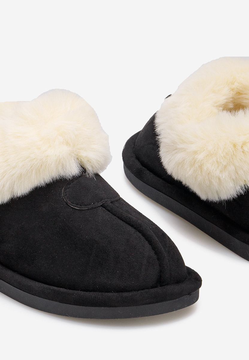 Černé domácí pantofle Olaria