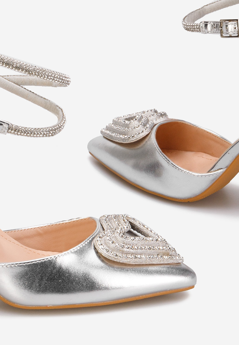 Stribrné lodičky na vysokém podpatku Iliana