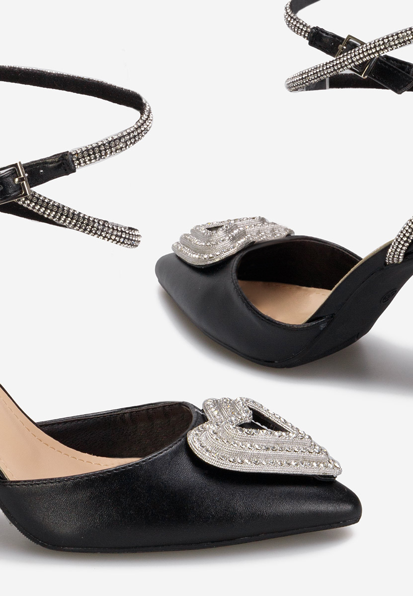 Černé lodičky na vysokém podpatku Iliana