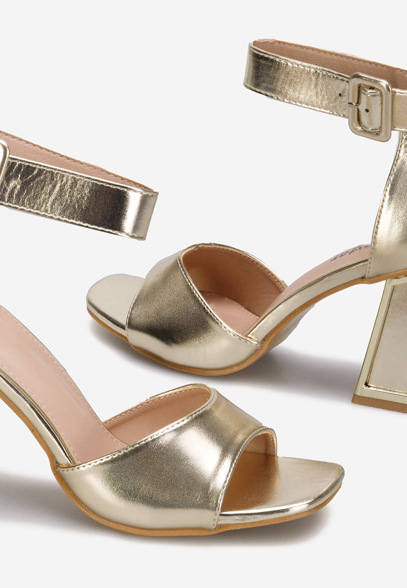 Zlaté dámské elegantní sandály Trisa