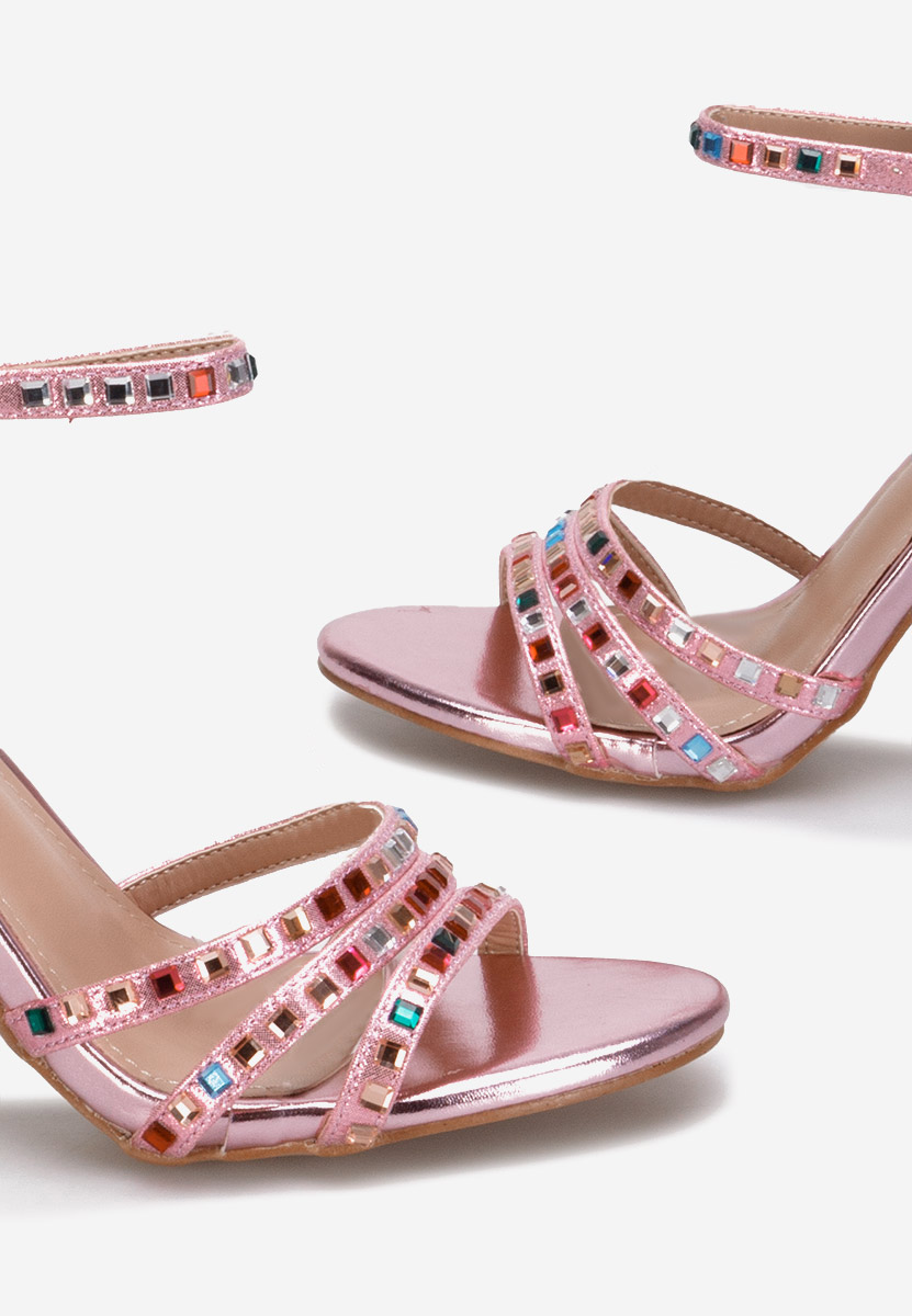 Svetlě fialové sandály do špičky Dezma