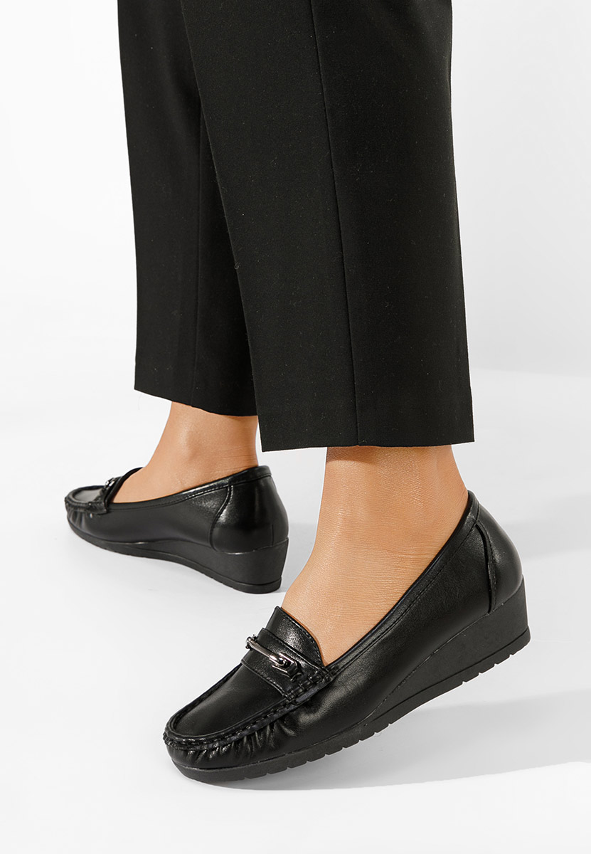 Černé mokasíny na klínku Norasea