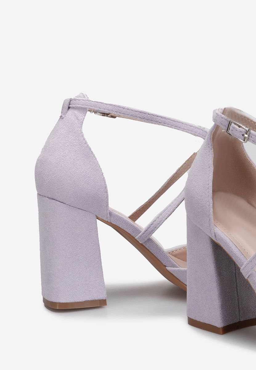 Fialové lodičky na hrubém podpatku Demitra