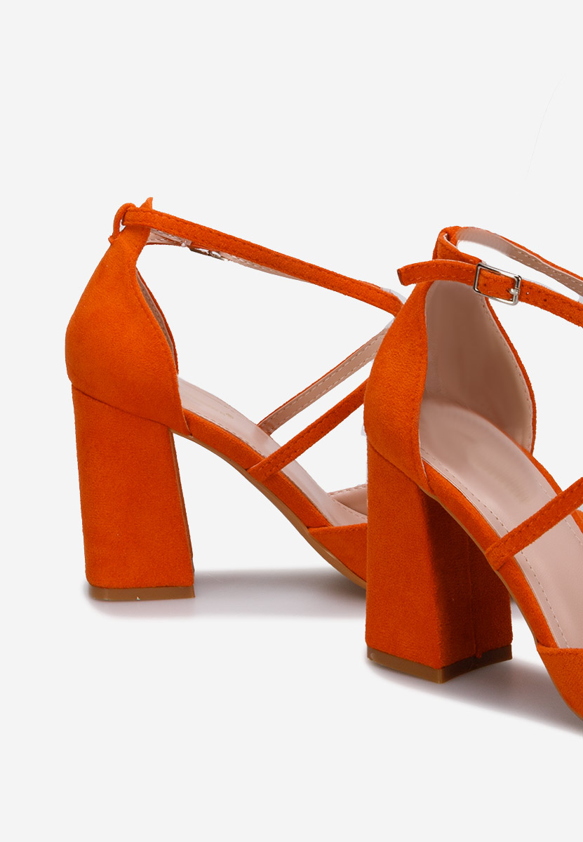 Oranžové lodičky na hrubém podpatku Demitra