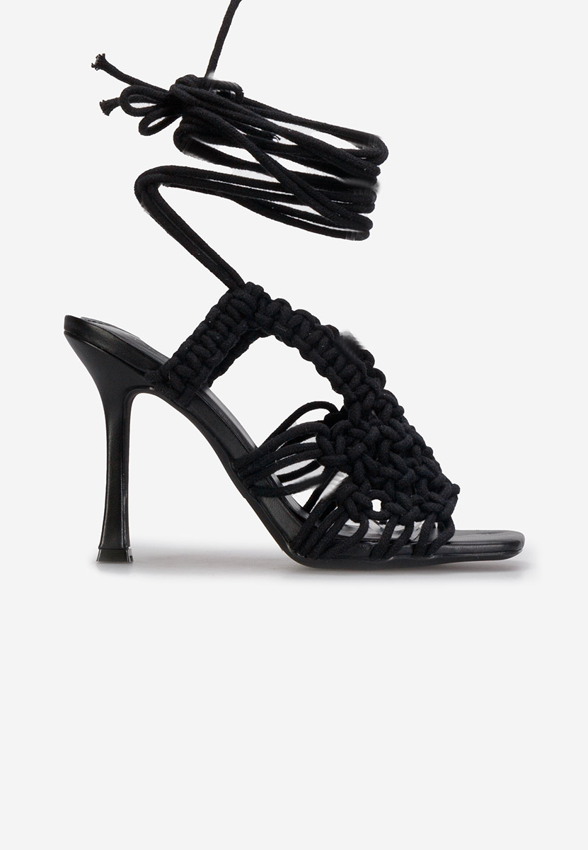 Černé sandály do špičky Lilith