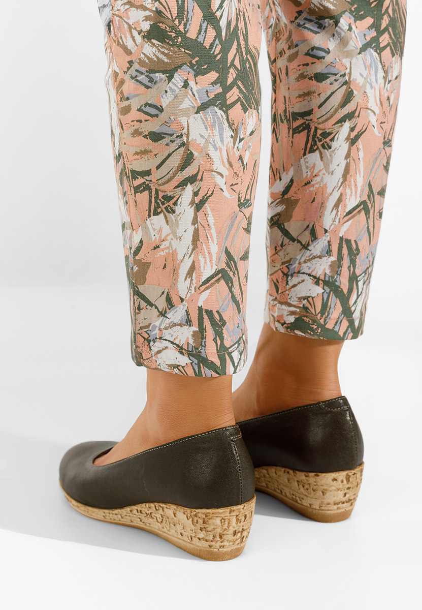 Khaki lodičky na klínku Sonia V3