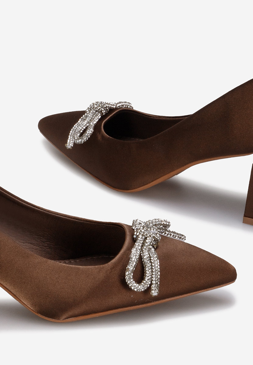 Hnedé lodičky na hrubém podpatku Abigale