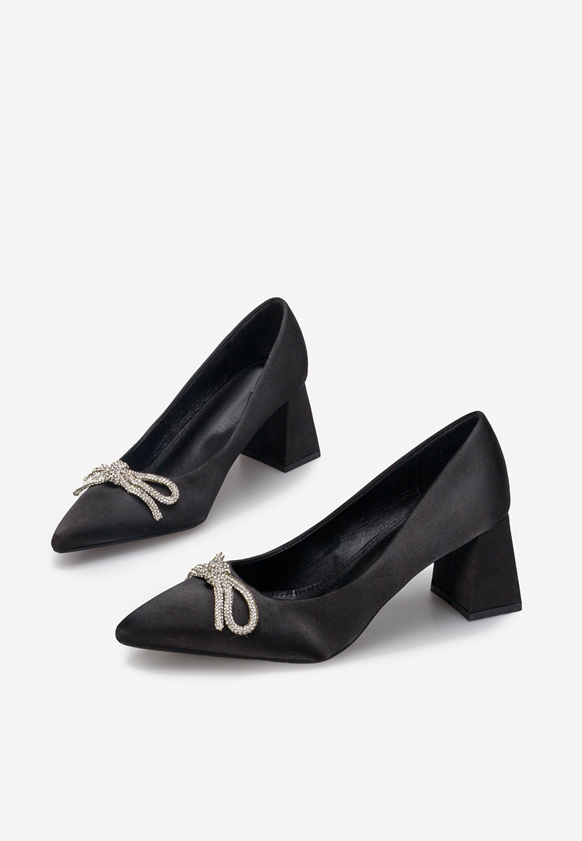 Černé lodičky na hrubém podpatku Abigale