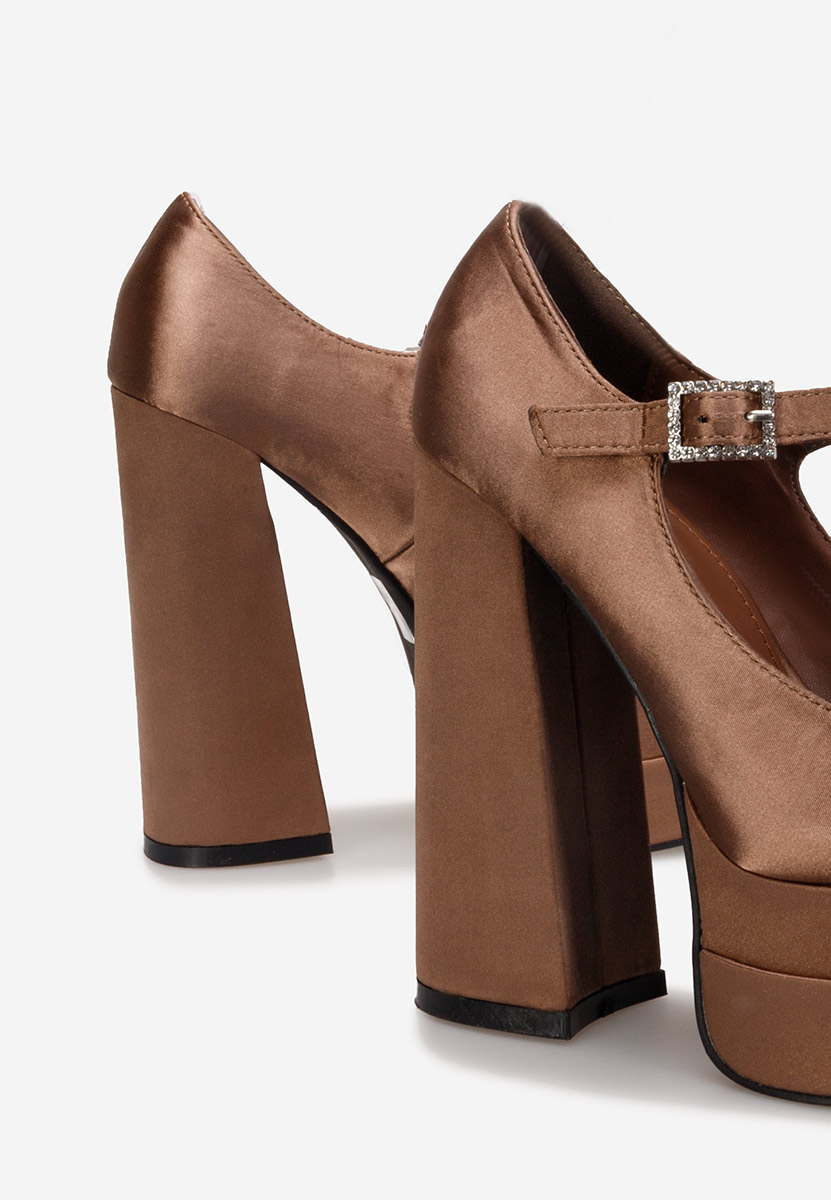 Hnedé lodičky s platformou Tixe