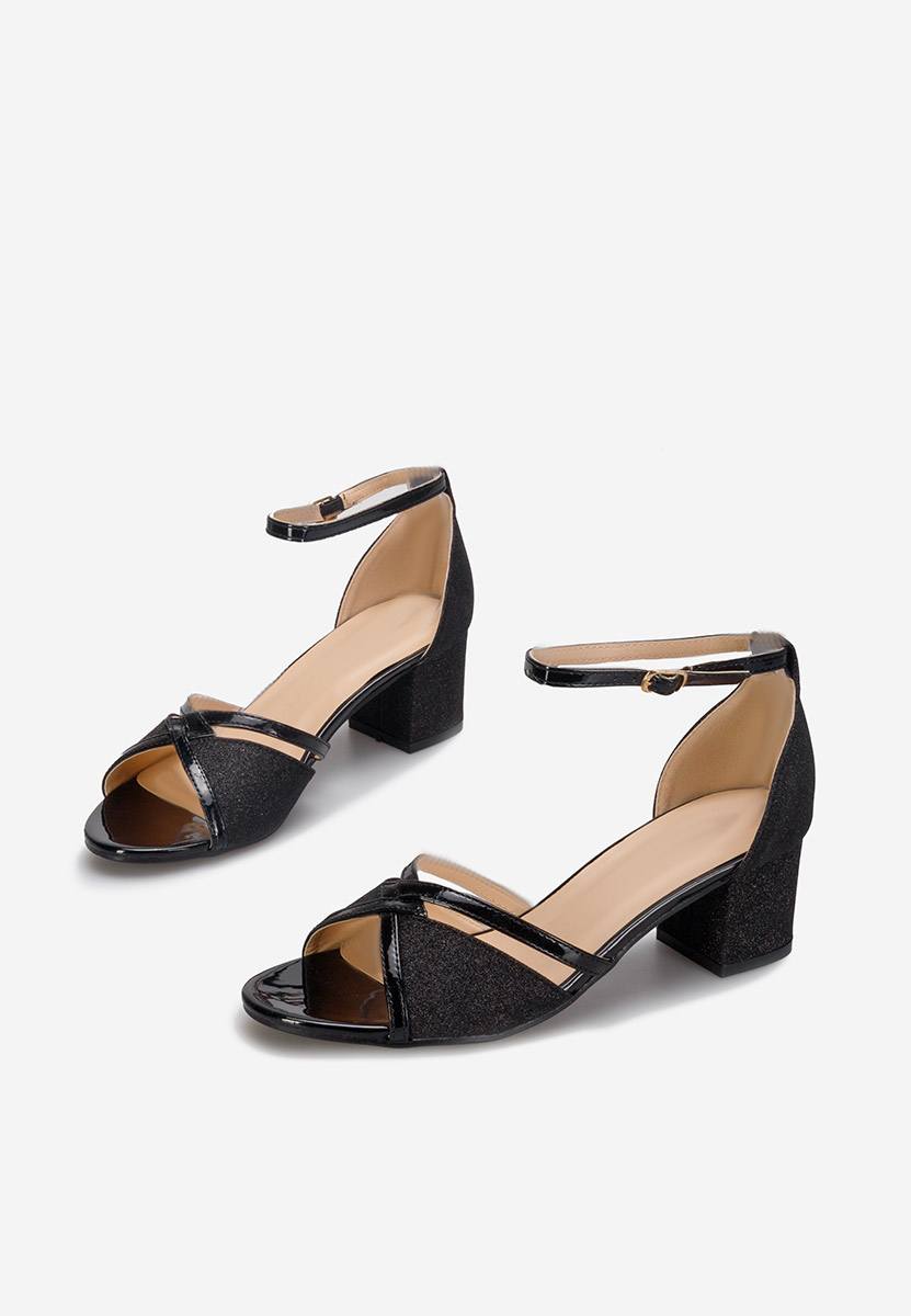 Černé sandály na podpatku Aniela V2