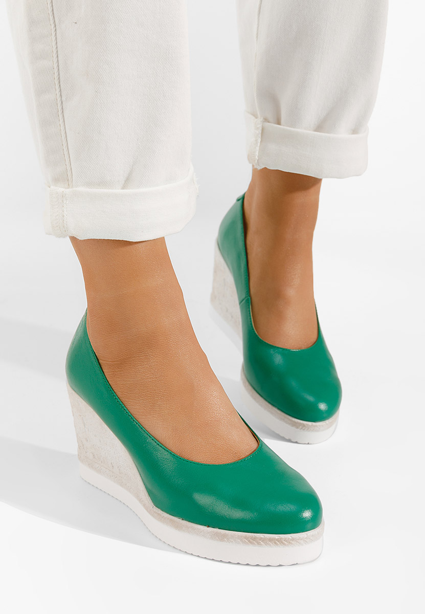 Zelené lodičky na klínku Kaira