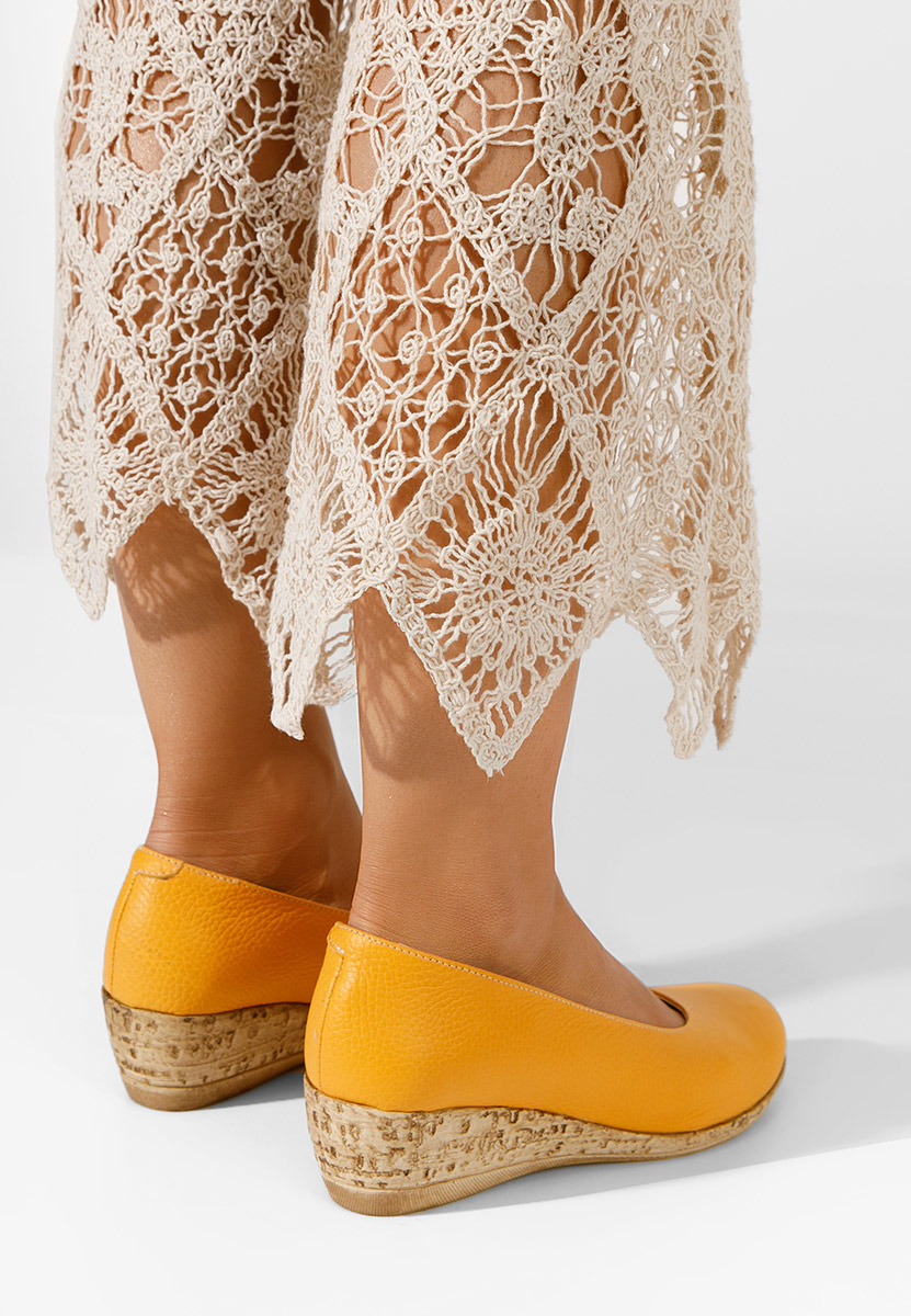 Žlutá lodičky na klínku Sonia V3