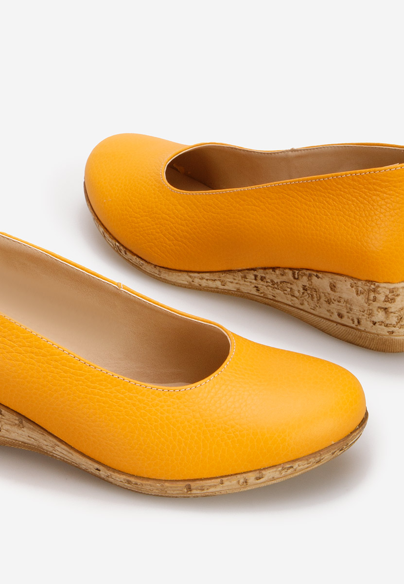 Žlutá lodičky na klínku Sonia V3