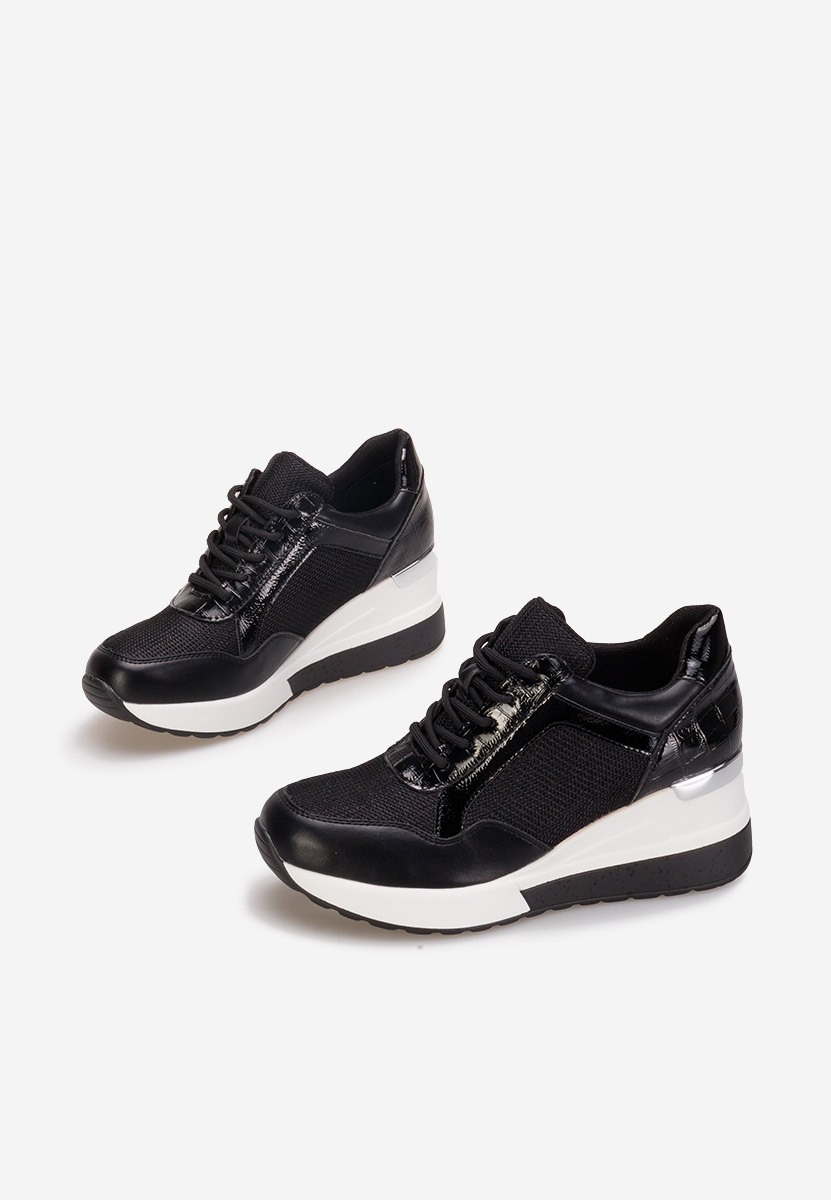 Černé dámské tenisky na klínku Venista