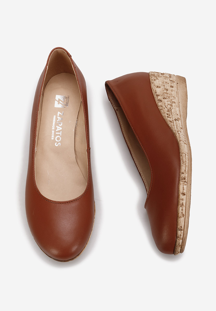 Hnedé lodičky na klínku Sonia V3