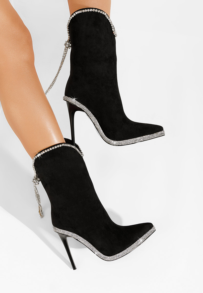 Černé kotníkové boty na podpatku Zivina