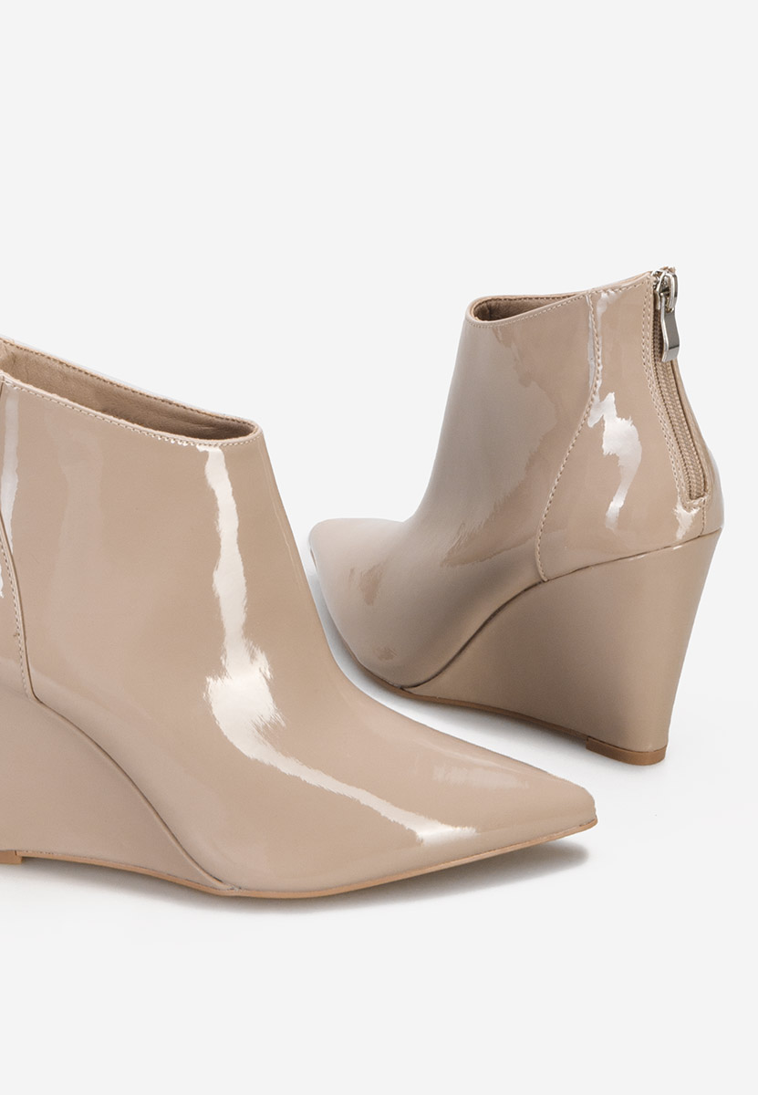 Béžové kotníkové boty na klínku Shenna