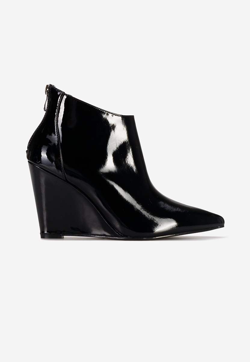 Černé kotníkové boty na klínku Shenna