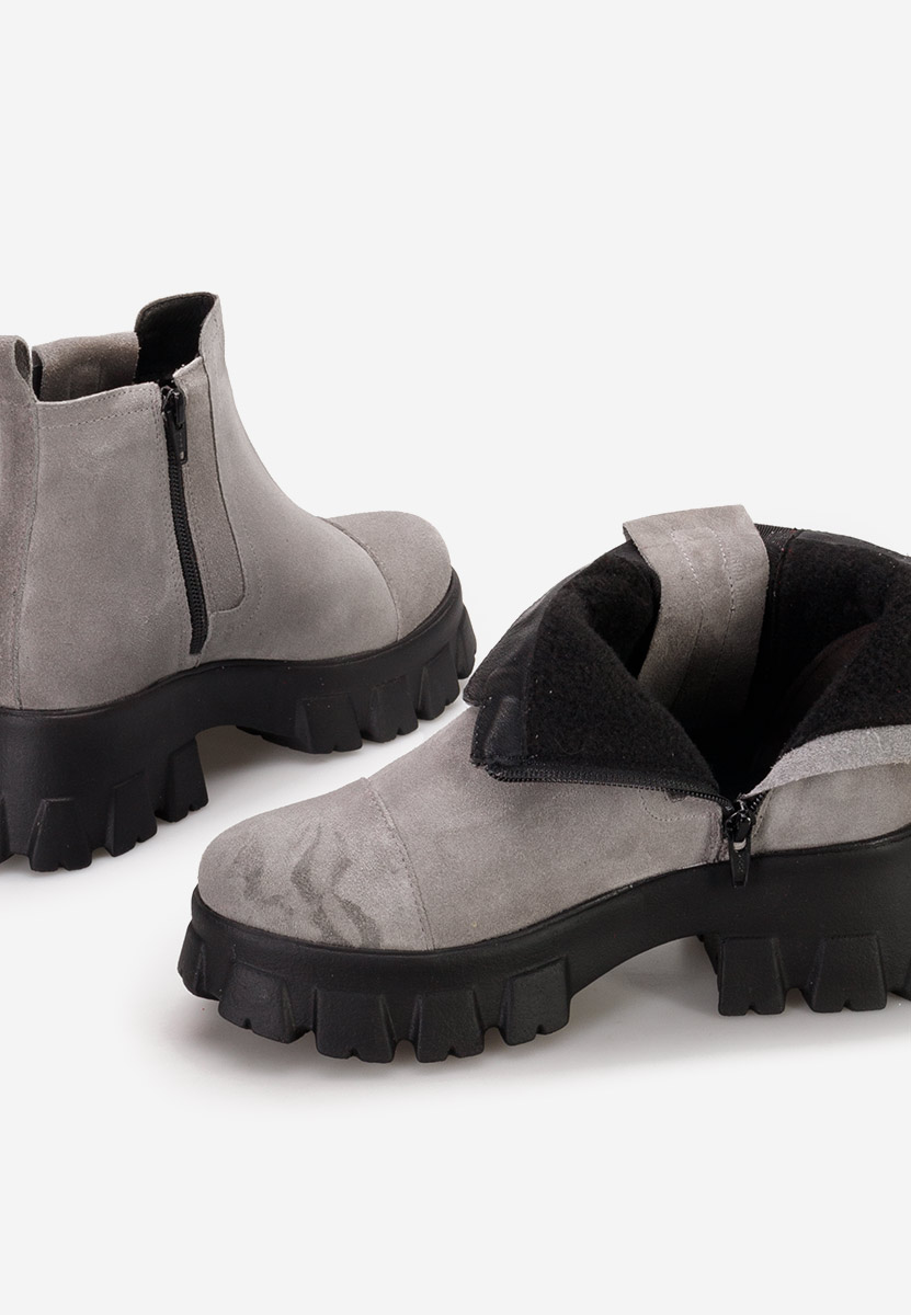 Šedé kožené kotníkové boty Endless V2