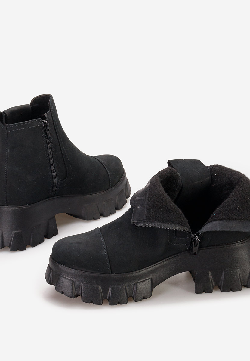 Černé kožené kotníkové boty Endless V2