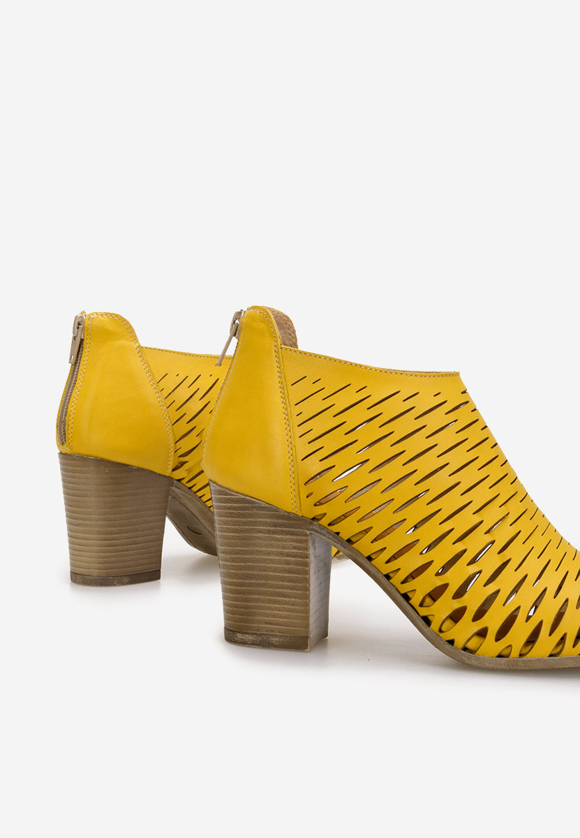 Žlutá kožené sandály Zarata