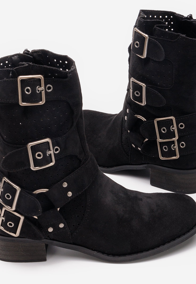 Černé kotníkové boty Daiela