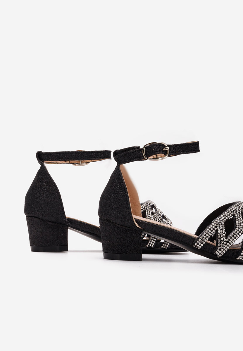 Černé dívčí sandály Nadira