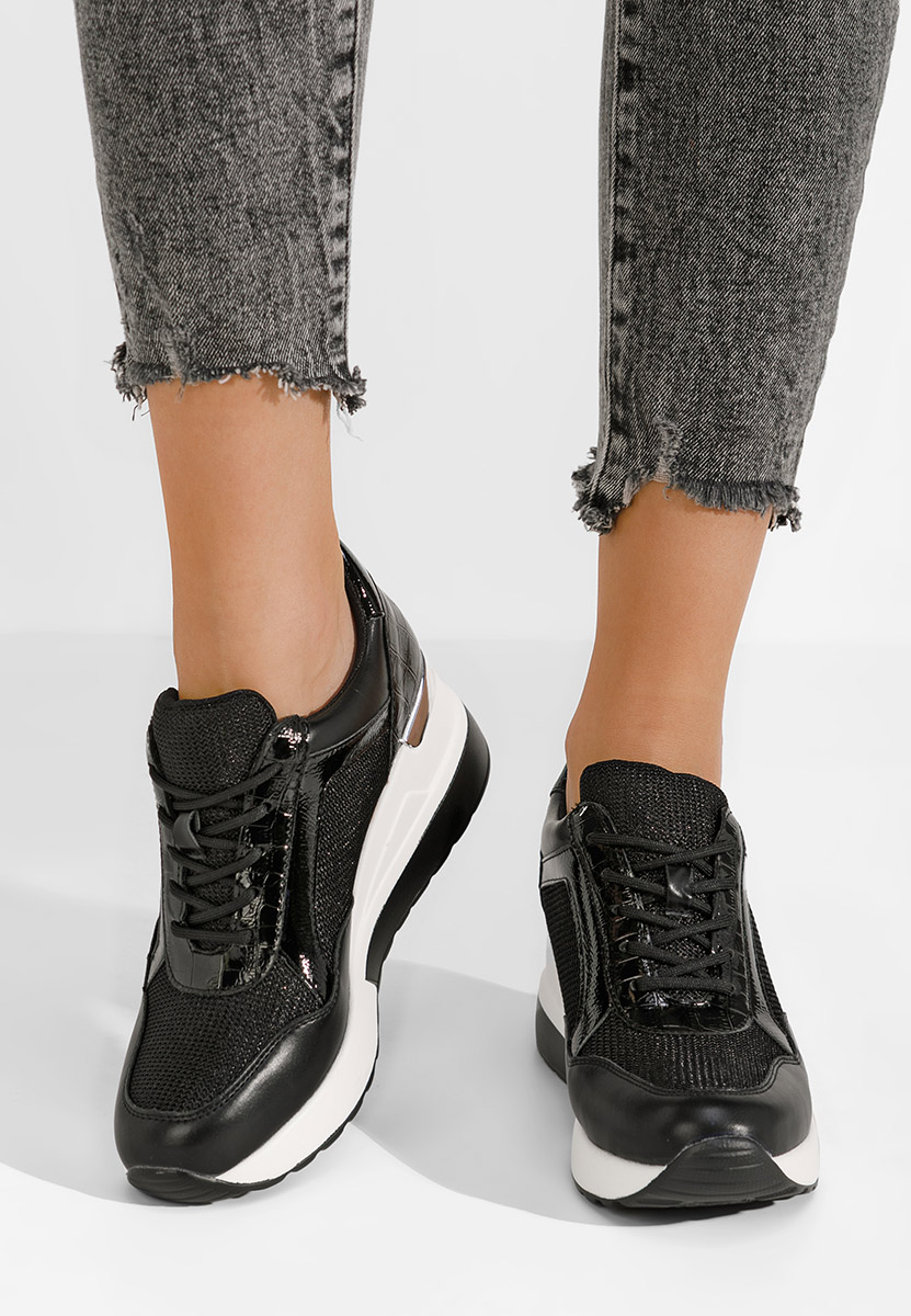 Černé dámské tenisky na klínku Venista